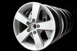 Lielie automašīnu diski